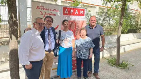 Más de 30.000 extremeños presentan en la actualidad algún tipo de demencia Más de 30.000 extremeños presentan en la actualidad algún tipo de demencia