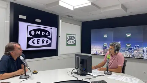 El líder de la UGT de Catalunya, Camil Ros, als estudis d'Onda Cero El líder de la UGT de Catalunya, Camil Ros, als estudis d'Onda Cero