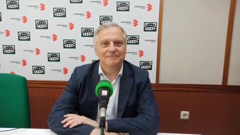 Francisco Cañizares en los estudios de Onda Cero Ciudad Real