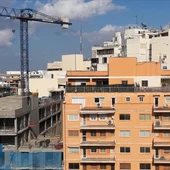 Imagen de archivo de construcción de viviendas en Canarias Imagen de archivo de construcción de viviendas en Canarias