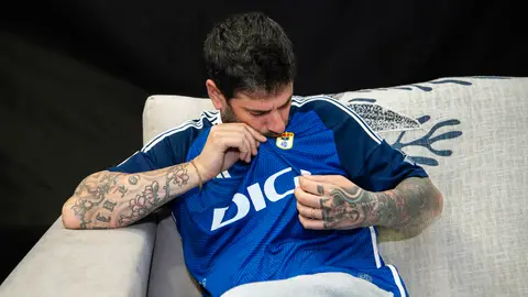 Melendi con la nueva casmieta Melendi con la nueva casmieta