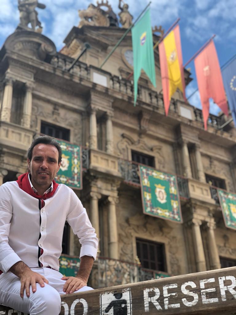 David Úbeda: "No jugamos la muerte para sentirnos vivos" David Úbeda: "No jugamos la muerte para sentirnos vivos"