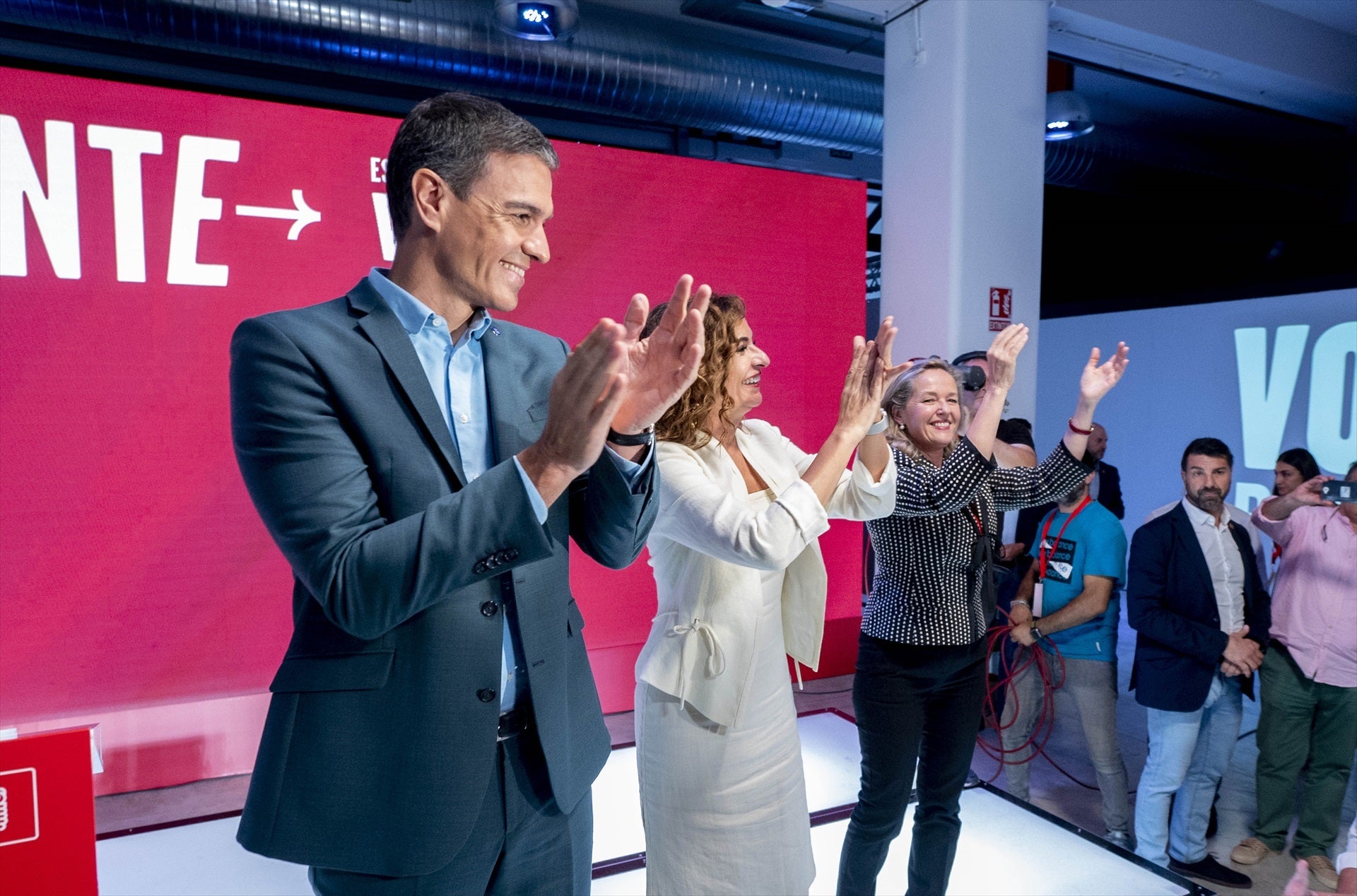 El programa electoral del PSOE: adiós a las listas de espera y gratuidad de estudios universitarios y FP El programa electoral del PSOE: adiós a las listas de espera y gratuidad de estudios universitarios y FP