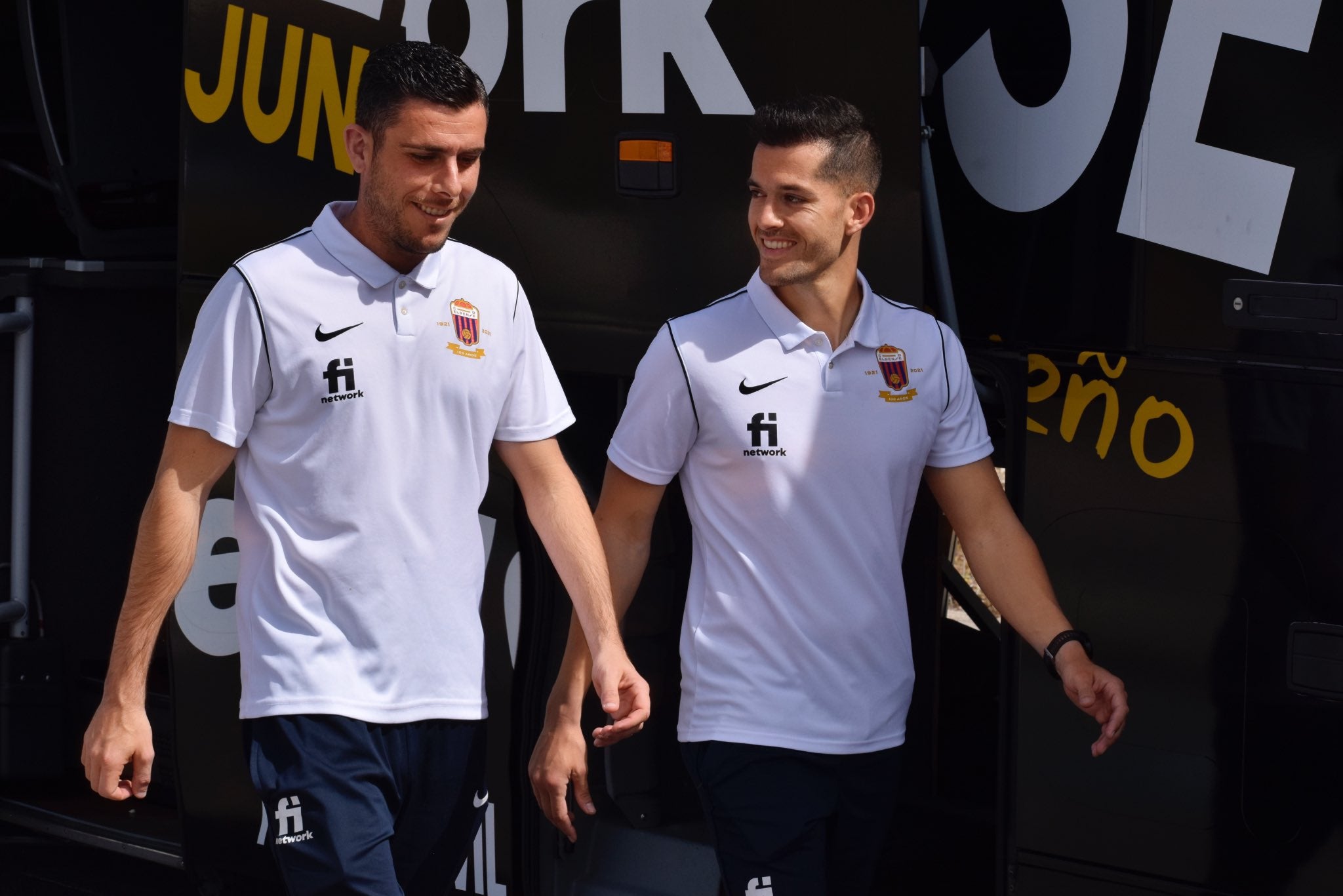 Cambio en el banquillo de delegados: Juan Sánchez Niñoles se va al Elche y Miguel Candel Cabrera, al Eldense Cambio en el banquillo de delegados: Juan Sánchez Niñoles se va al Elche y Miguel Candel Cabrera, al Eldense