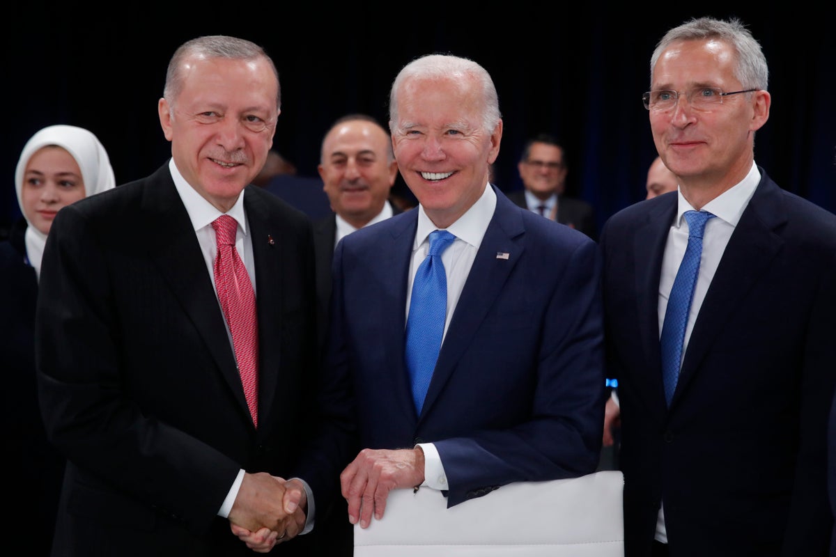 Biden y Erdogan acuerdan una reunión bilateral durante la cumbre de la OTAN en Vilna Biden y Erdogan acuerdan una reunión bilateral durante la cumbre de la OTAN en Vilna