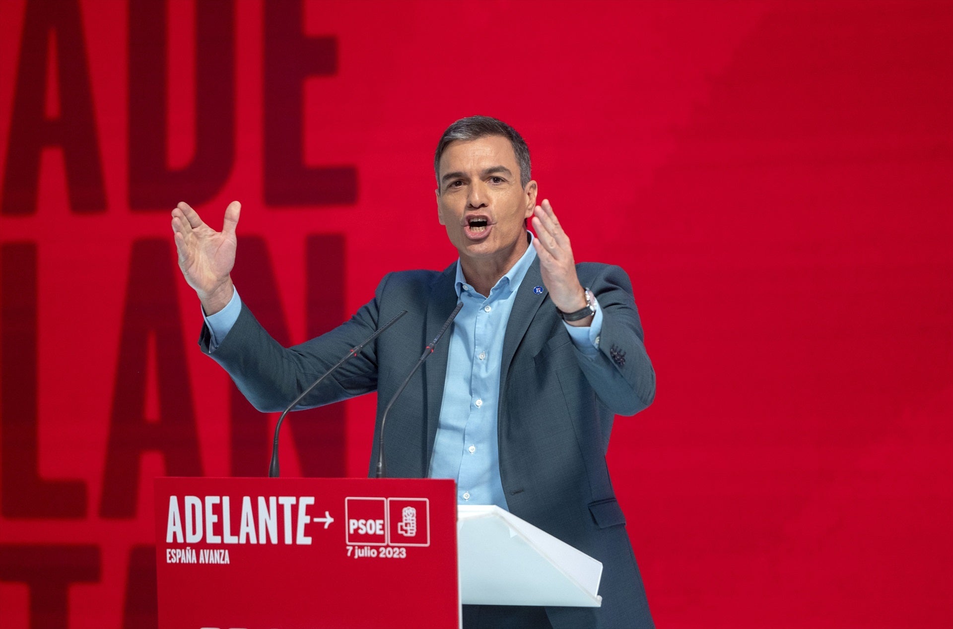 Sánchez sigue recortando distancias con el PP, pero no superaría a Feijóo para gobernar Sánchez sigue recortando distancias con el PP, pero no superaría a Feijóo para gobernar