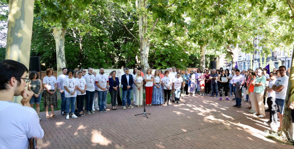 Logroño rechaza la violencia machista tras el asesinato del sábado Logroño rechaza la violencia machista tras el asesinato del sábado