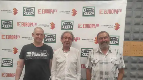 Jesús Anta y miembros del Colectivo Entrelineas Jesús Anta y miembros del Colectivo Entrelineas