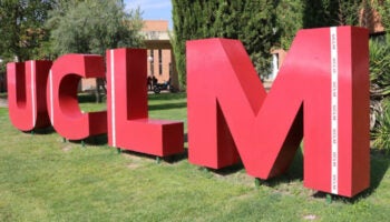 Los mayores de 25 y 45 años tienen hasta final de mes para matricularse en el curso de preparación para el examen de acceso a la Universidad Los mayores de 25 y 45 años tienen hasta final de mes para matricularse en el curso de preparación para el examen de acceso a la Universidad