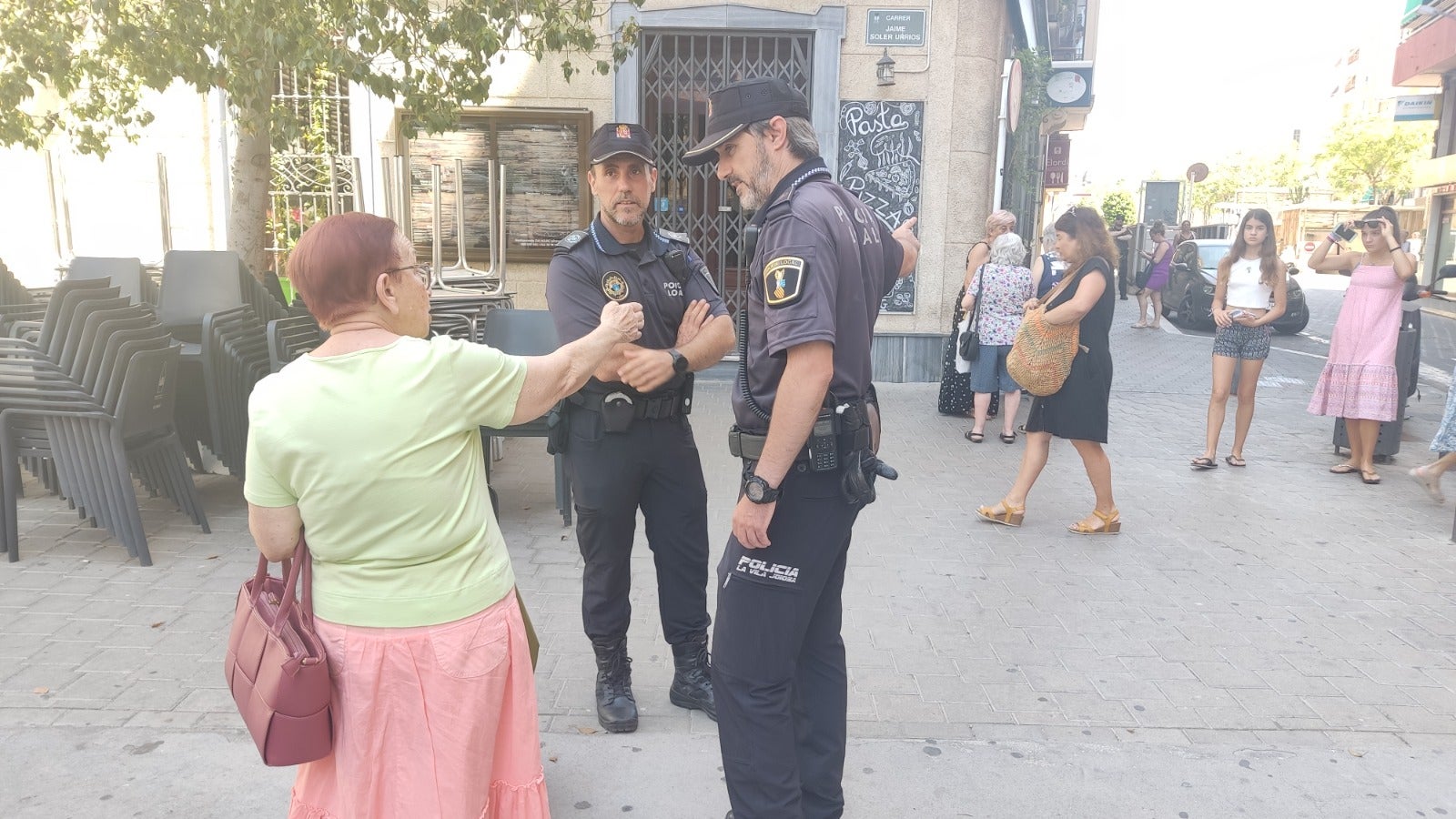 Villajoyosa pone en funcionamiento la policía de barrio Villajoyosa pone en funcionamiento la policía de barrio