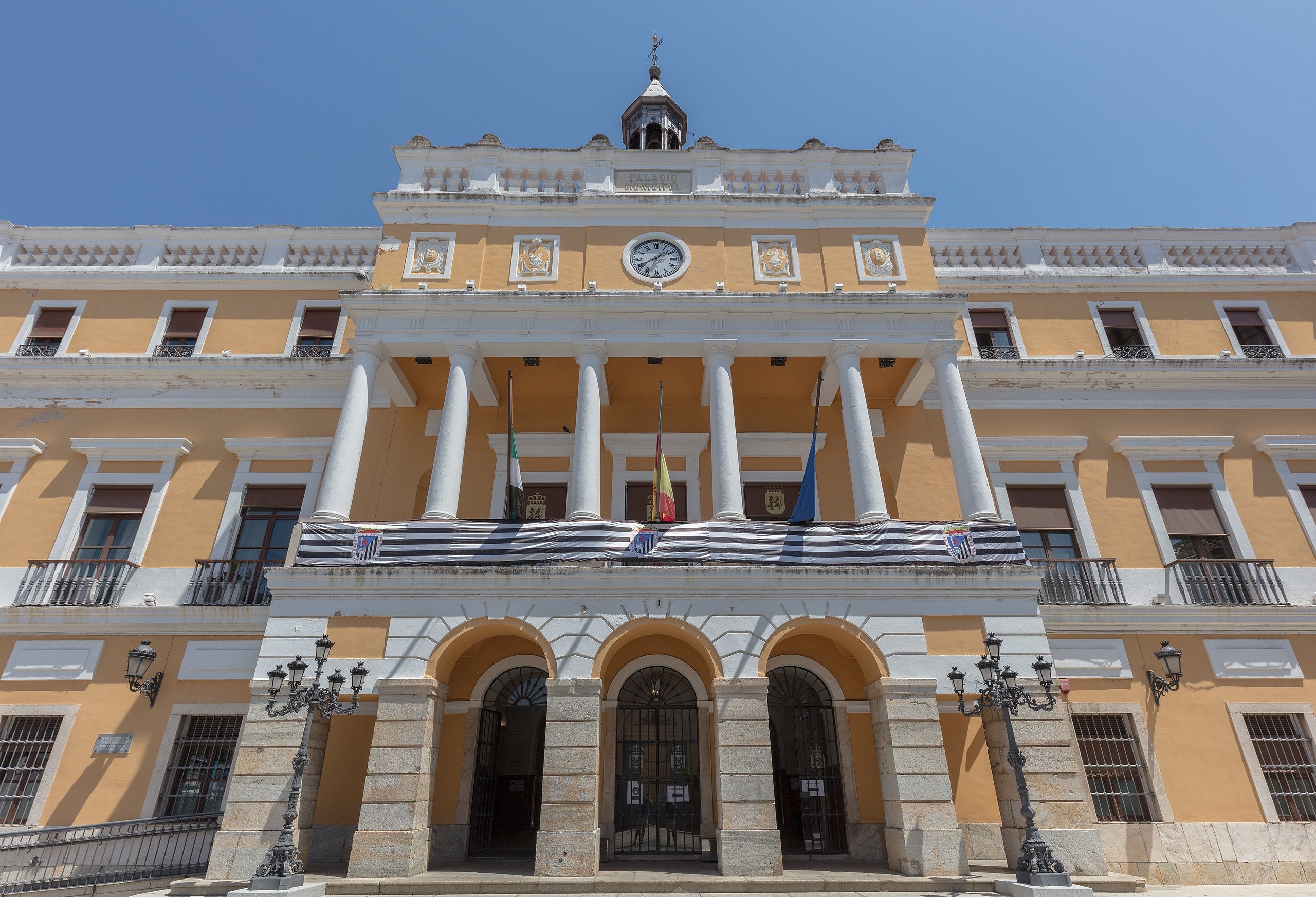 VOX no homenajea a Miguel Ángel Blanco en el Ayuntamiento de Badajoz VOX no homenajea a Miguel Ángel Blanco en el Ayuntamiento de Badajoz