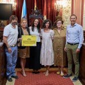 O Concello de Ourense e Ecoembes entréganlle á Asociación Española Contra o Cancro a doazón realizada polos usuarios de 'Reciclos'