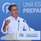 El líder del Partido Popular, Alberto Núñez Feijóo en un acto de campaña.