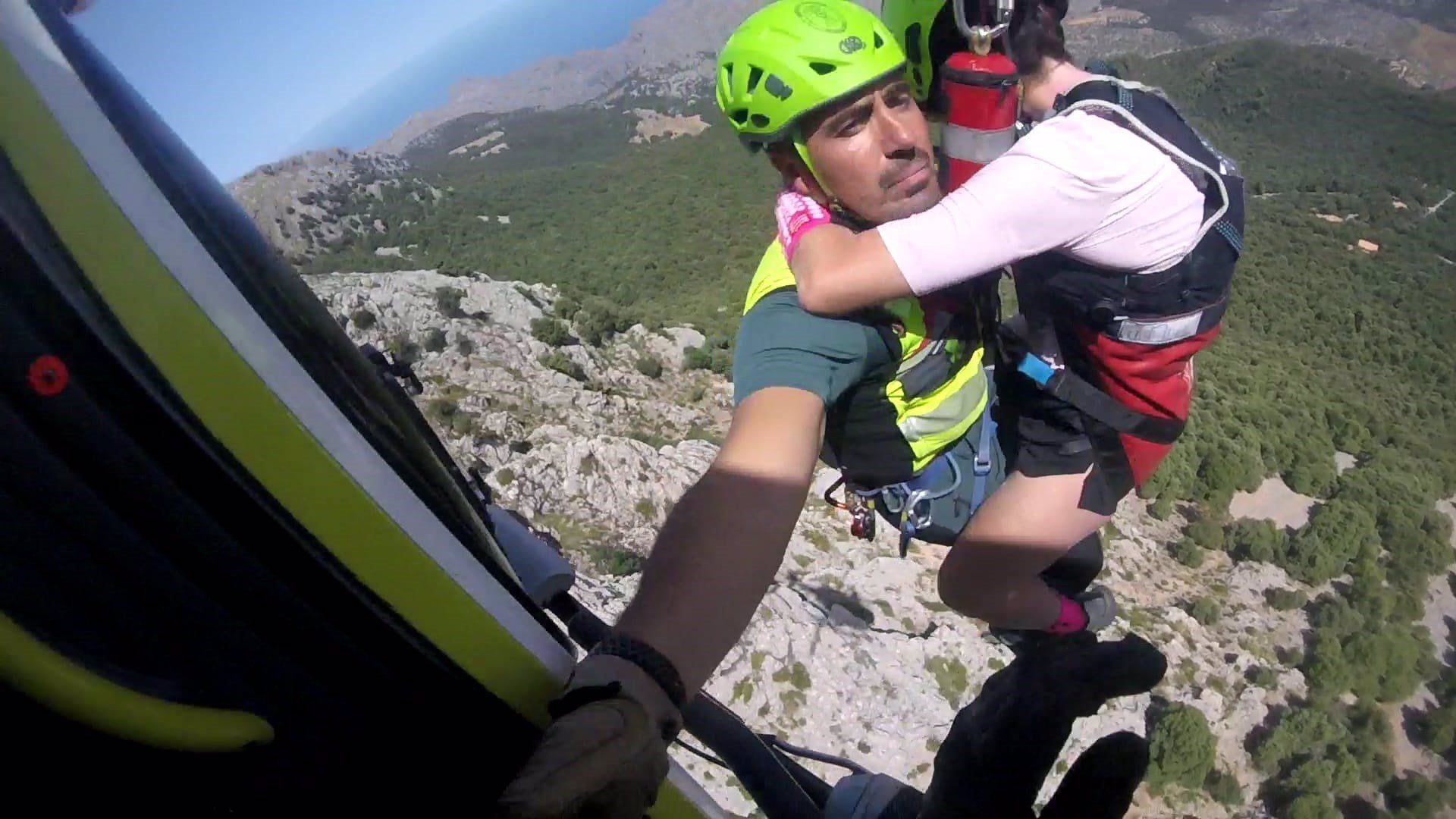 La Guardia Civil rescata a ocho personas en el torrente de Pareis y el Puig d'en Galileu La Guardia Civil rescata a ocho personas en el torrente de Pareis y el Puig d'en Galileu