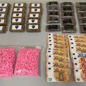 A prisión dos detenidos en Almaraz con 2.000 pastillas de éxtasis y 3 kilos de hachís