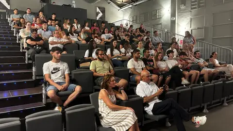 Elche recibe a los 57 nuevos trabajadores del plan de empleo joven EMPUJU Elche recibe a los 57 nuevos trabajadores del plan de empleo joven EMPUJU
