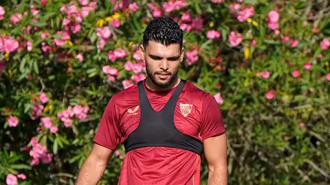 Rekik podría dejar 3,5 millones en las arcas del Sevilla Rekik podría dejar 3,5 millones en las arcas del Sevilla