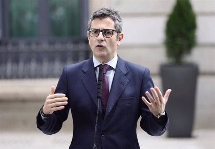 Félix Bolaños reclama a Feijóo a disculparse a trabajadores de Correos y a la ciudadanía por la "intoxificación" al voto Félix Bolaños reclama a Feijóo a disculparse a trabajadores de Correos y a la ciudadanía por la "intoxificación" al voto