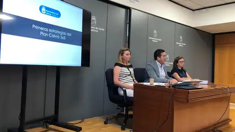 El alcalde de Calvià, Juan Antonio Amengual, y la regidora de Turismo, Comercio y Playas, Elisa Montserrat. El alcalde de Calvià, Juan Antonio Amengual, y la regidora de Turismo, Comercio y Playas, Elisa Montserrat.