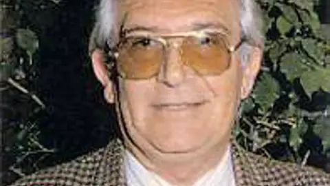 Fallece Manuel Calzado Galván, diputado socialista en la Asamblea durante las 4 primeras legislaturas Fallece Manuel Calzado Galván, diputado socialista en la Asamblea durante las 4 primeras legislaturas