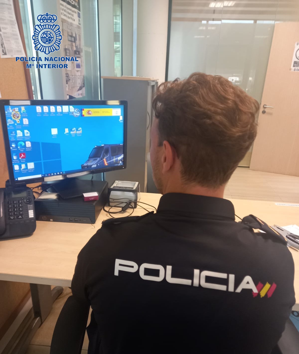 La Policía Nacional alerta de una estafa telefónica haciéndose pasar por policías La Policía Nacional alerta de una estafa telefónica haciéndose pasar por policías