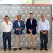 Hermenegildo Mergelina, Rafael Hidalgo, José Luis Nimo y Eduardo Rodríguez tras la firma del acuerdo