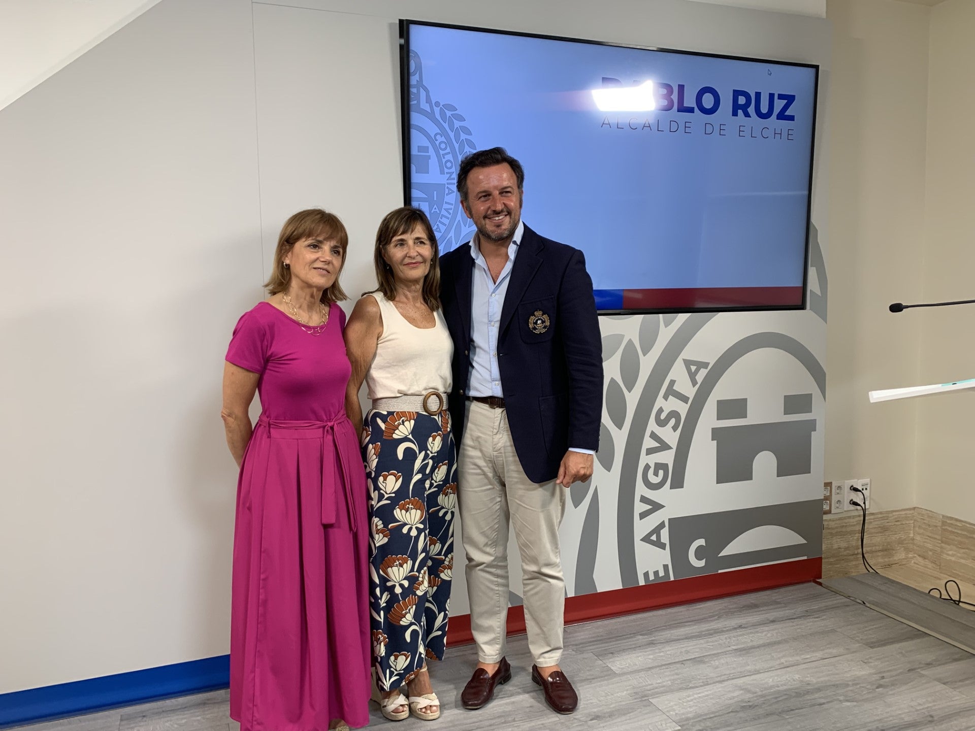 El Ayuntamiento de Elche inicia la tramitación para la creación de trece distritos El Ayuntamiento de Elche inicia la tramitación para la creación de trece distritos