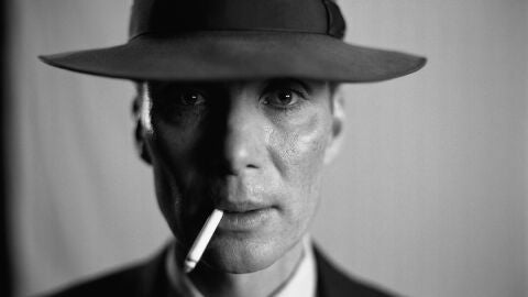 Cillian Murphy como J. Robert Oppenheimer en el filme "OPPENHEIMER", de Christopher Nolan.