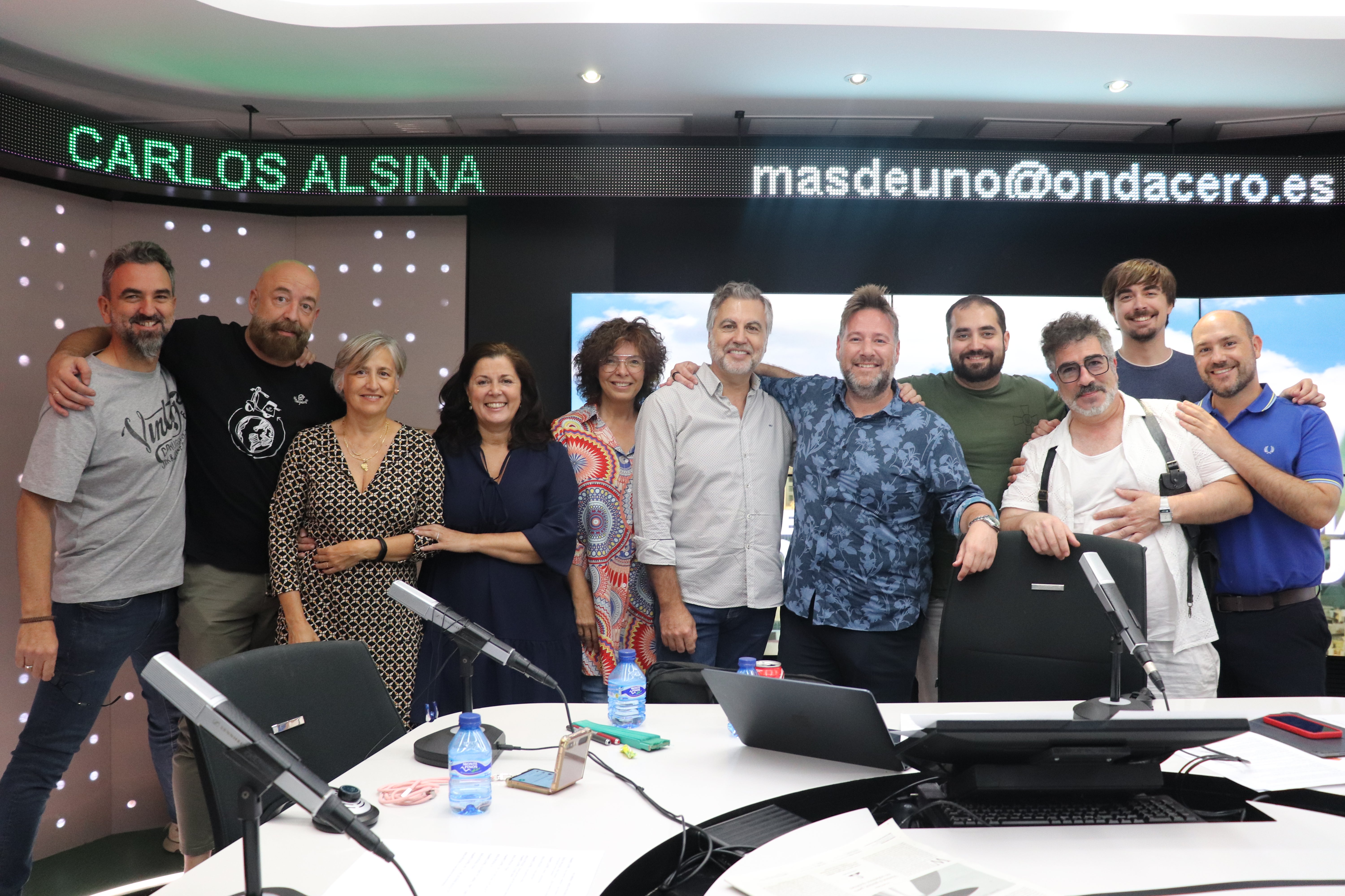 Carlos Latre se despide de la radio: "Ha sido un viaje maravilloso, gracias a todo el equipo" Carlos Latre se despide de la radio: "Ha sido un viaje maravilloso, gracias a todo el equipo"