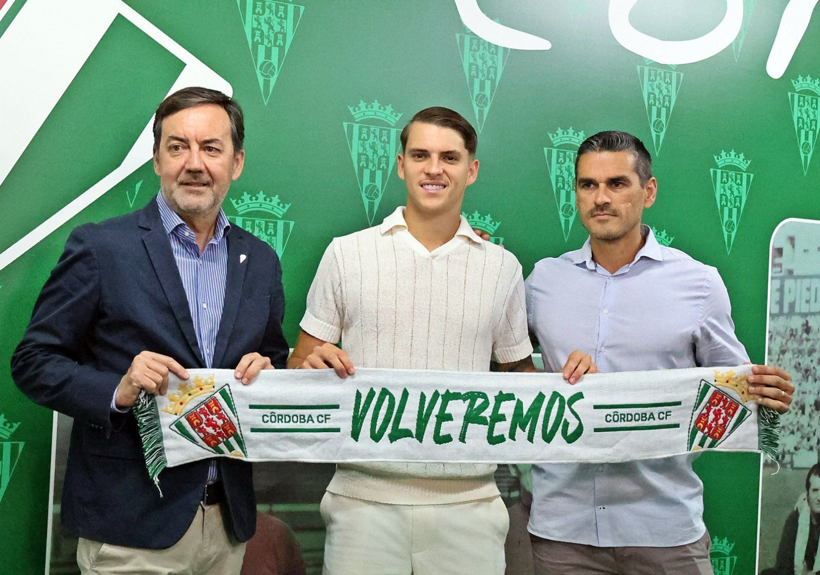 Juanito habla del calendario: "Somos el Córdoba" Juanito habla del calendario: "Somos el Córdoba"