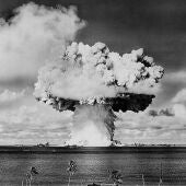 Imagen de una explosión de la bomba atómica