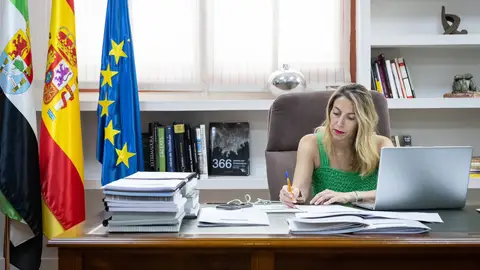 María Guardiola María Guardiola