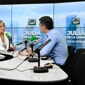 Momento de la entrevista a Pedro Sánchez en Julia en la onda 