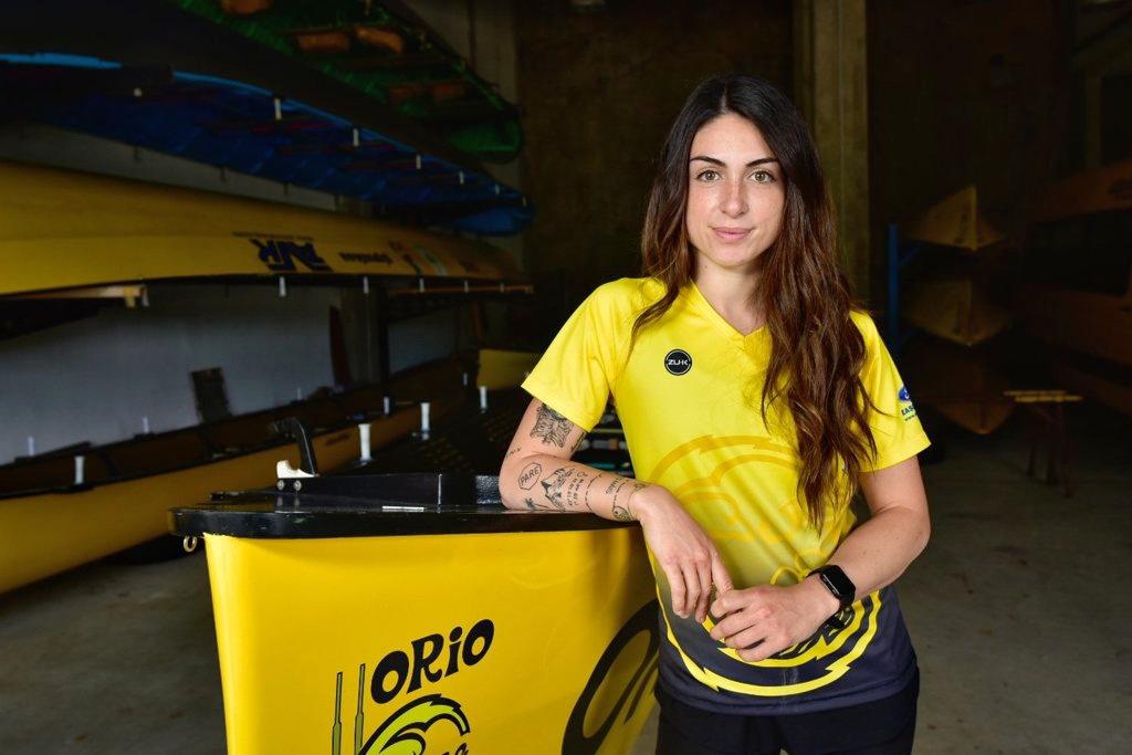 La deportista Sandra Piñeiro nos demuestra lo que significa hacer equipo: remar sin remo La deportista Sandra Piñeiro nos demuestra lo que significa hacer equipo: remar sin remo