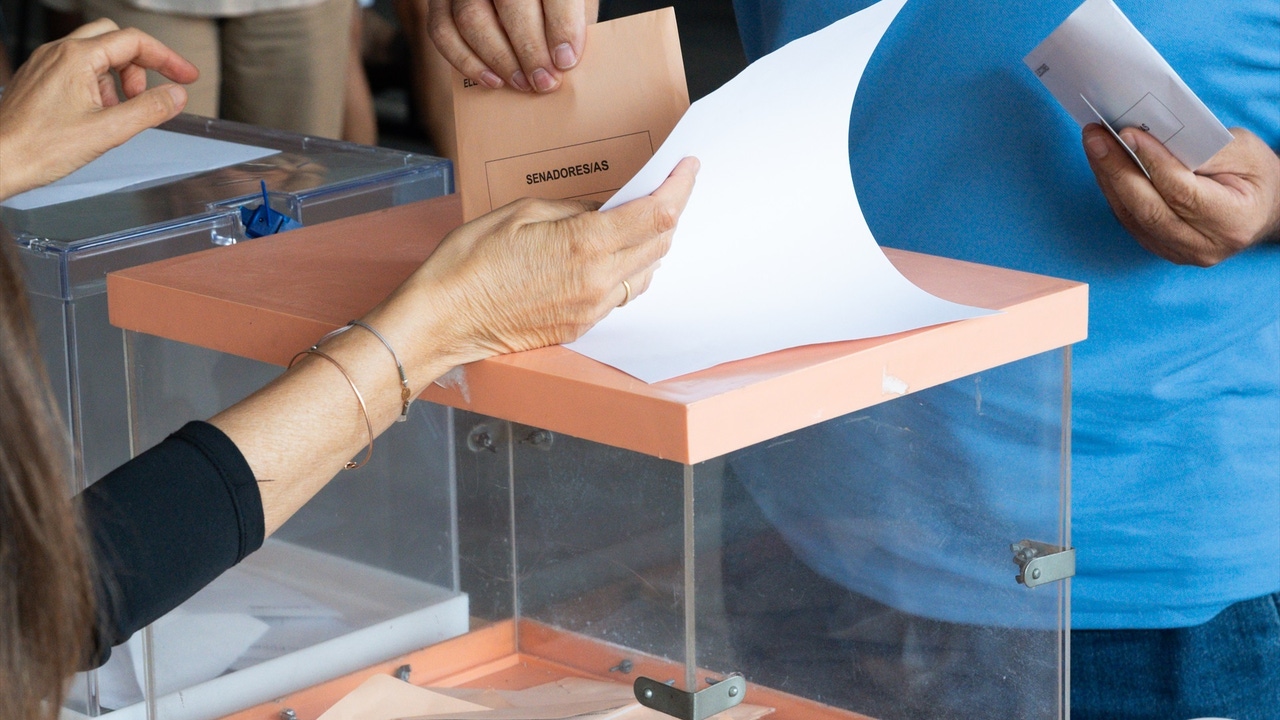 Calendario elecciones Galicia 2025 voto por correo, campaña, cuándo se