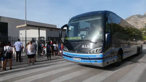 La Nucía hace un llamamiento a los estudiantes que soliciten beca de transporte para presentar las notas La Nucía hace un llamamiento a los estudiantes que soliciten beca de transporte para presentar las notas