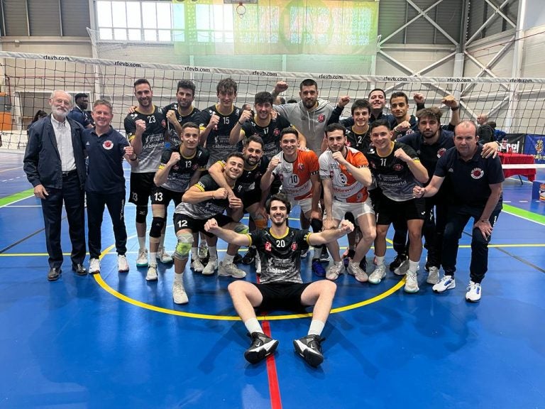 El Voleibol Villena-Petrer se refuerza para su primera temporada en la Superliga Masculina El Voleibol Villena-Petrer se refuerza para su primera temporada en la Superliga Masculina