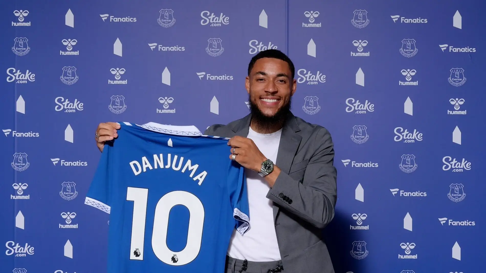 Danjuma se marcha cedido al Everton y Chukwueze muy cerca de salir | Onda Cero Radio