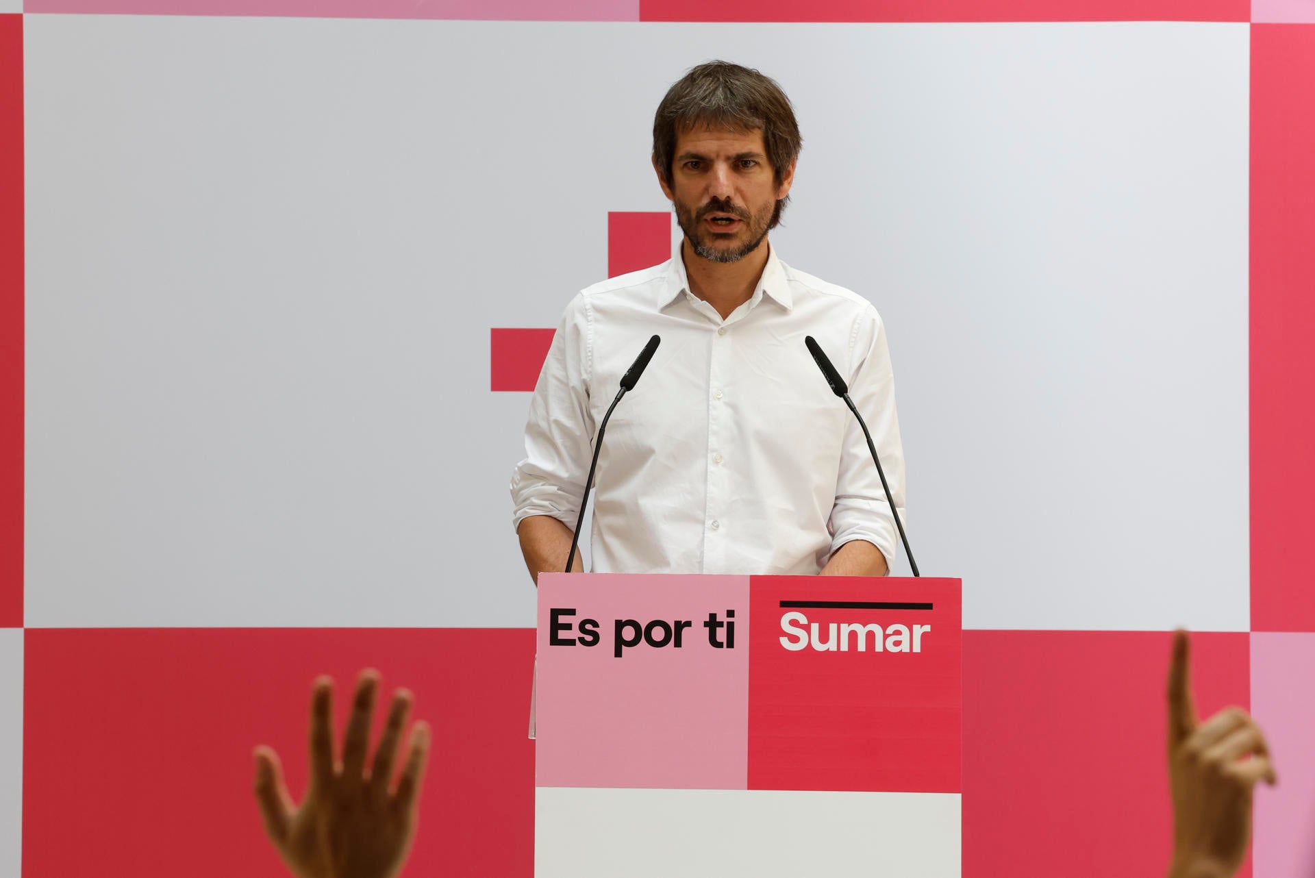 Urtasun confirma que Jaume Asens negociará con Puigdemont en nombre de Sumar: "Todos tenemos que estar a la altura" Urtasun confirma que Jaume Asens negociará con Puigdemont en nombre de Sumar: "Todos tenemos que estar a la altura"