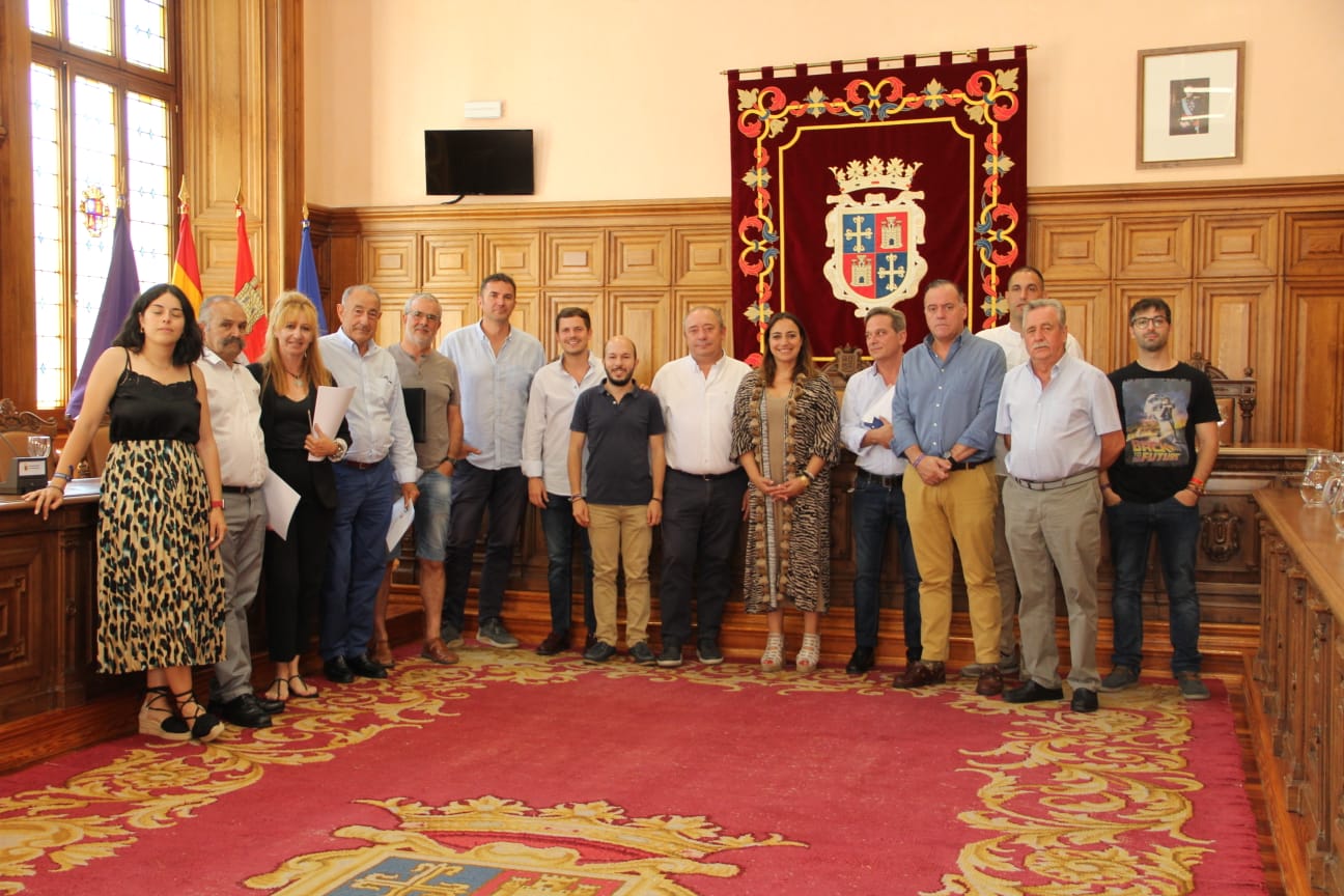 Alcaldes del PP trasladan al Ayuntamiento de Palencia las necesidades del alfoz y reclaman que se cuente con todas las administraciones Alcaldes del PP trasladan al Ayuntamiento de Palencia las necesidades del alfoz y reclaman que se cuente con todas las administraciones