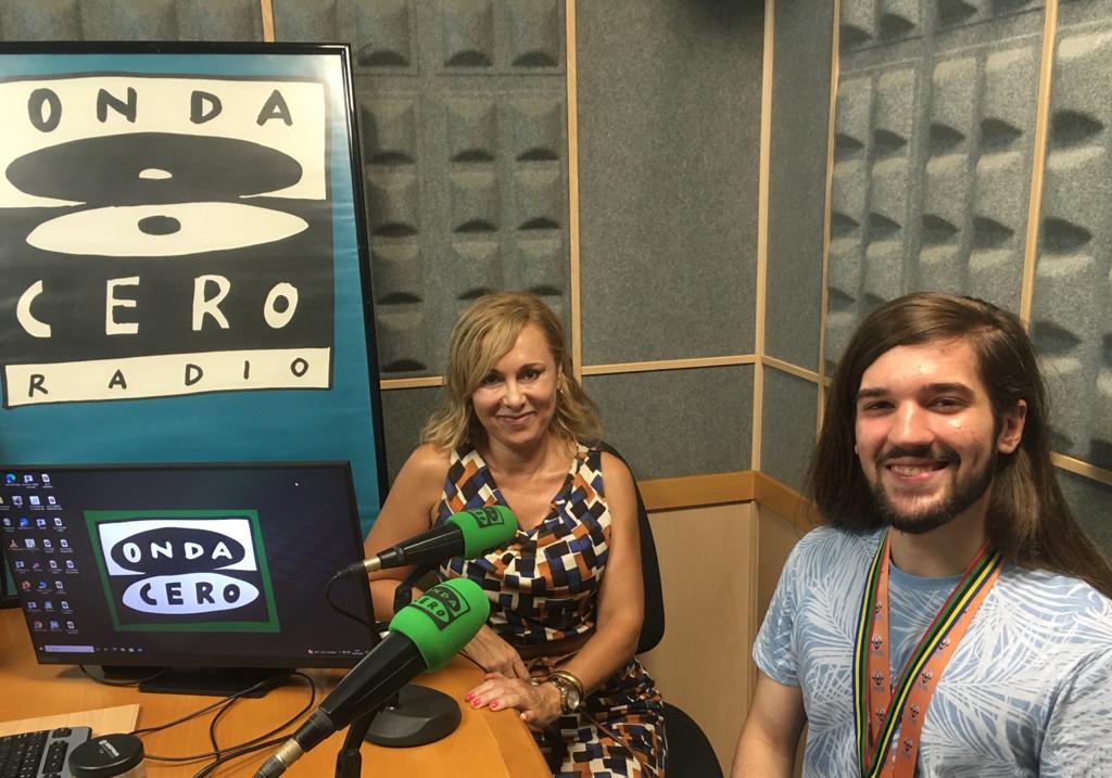 Carlos Albuixech, medalla de bronce en la Olimpiada Internacional de Biología Carlos Albuixech, medalla de bronce en la Olimpiada Internacional de Biología