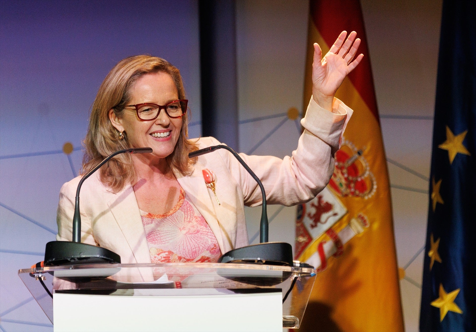 El Gobierno se atribuye el éxito del dato del paro aunque reconoce que el sector privado es el principal motor del empleo El Gobierno se atribuye el éxito del dato del paro aunque reconoce que el sector privado es el principal motor del empleo