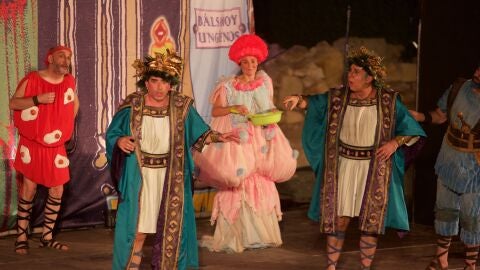 El Festival de Teatro Clásico de L'Alcúdia de Elche echa el telón con 2500 asistentes en sus representaciones teatrales. El Festival de Teatro Clásico de L'Alcúdia de Elche echa el telón con 2500 asistentes en sus representaciones teatrales.