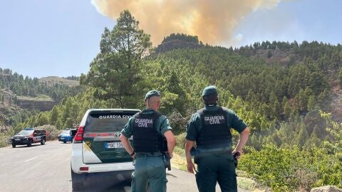 Imagen del incendio de hace 24 horas desde la zona de Cazadores