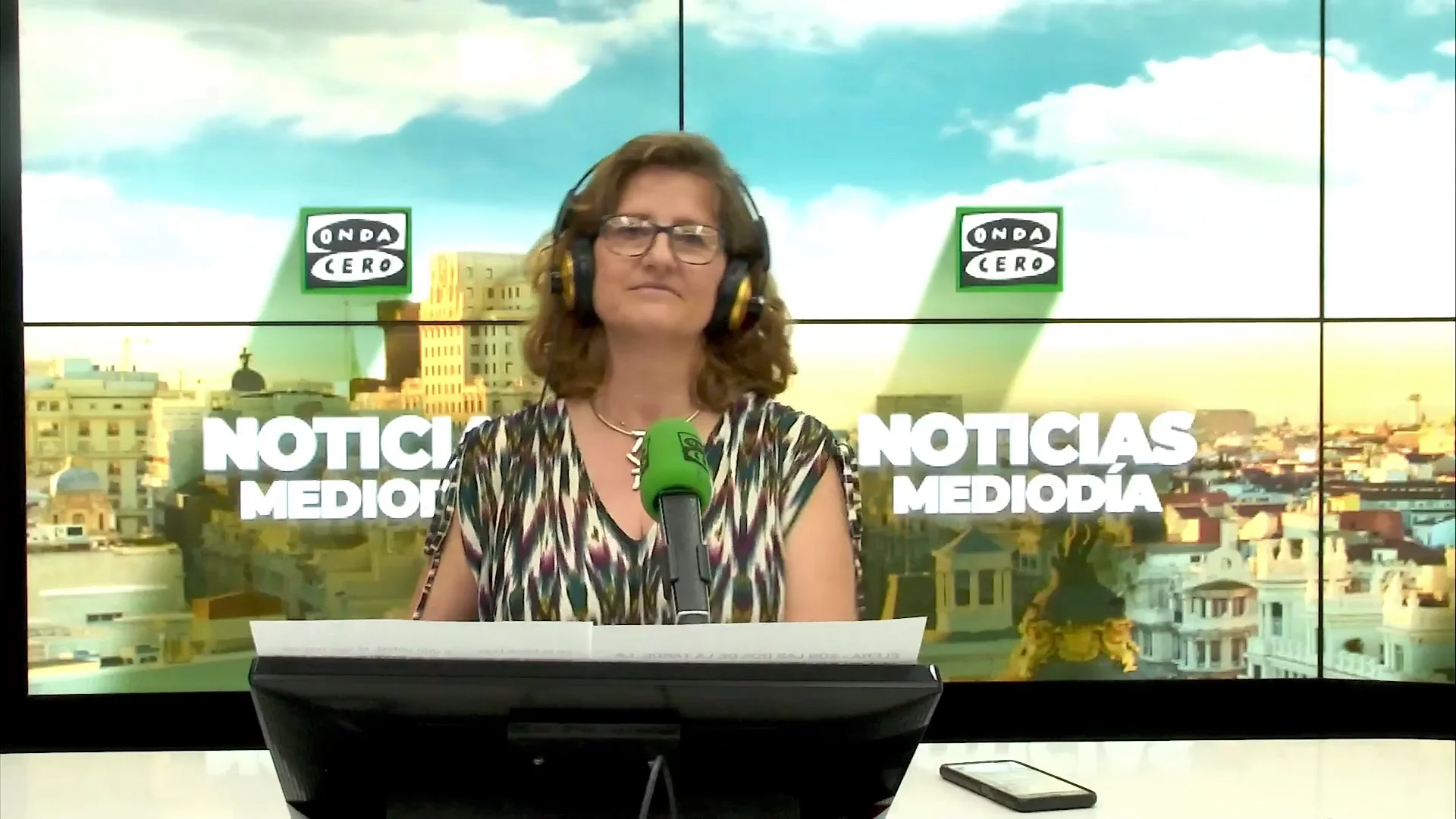 Elena Gijón: "El escrutinio del voto en el extranjero puede complicar mucho los pactos para la investidura" Elena Gijón: "El escrutinio del voto en el extranjero puede complicar mucho los pactos para la investidura"