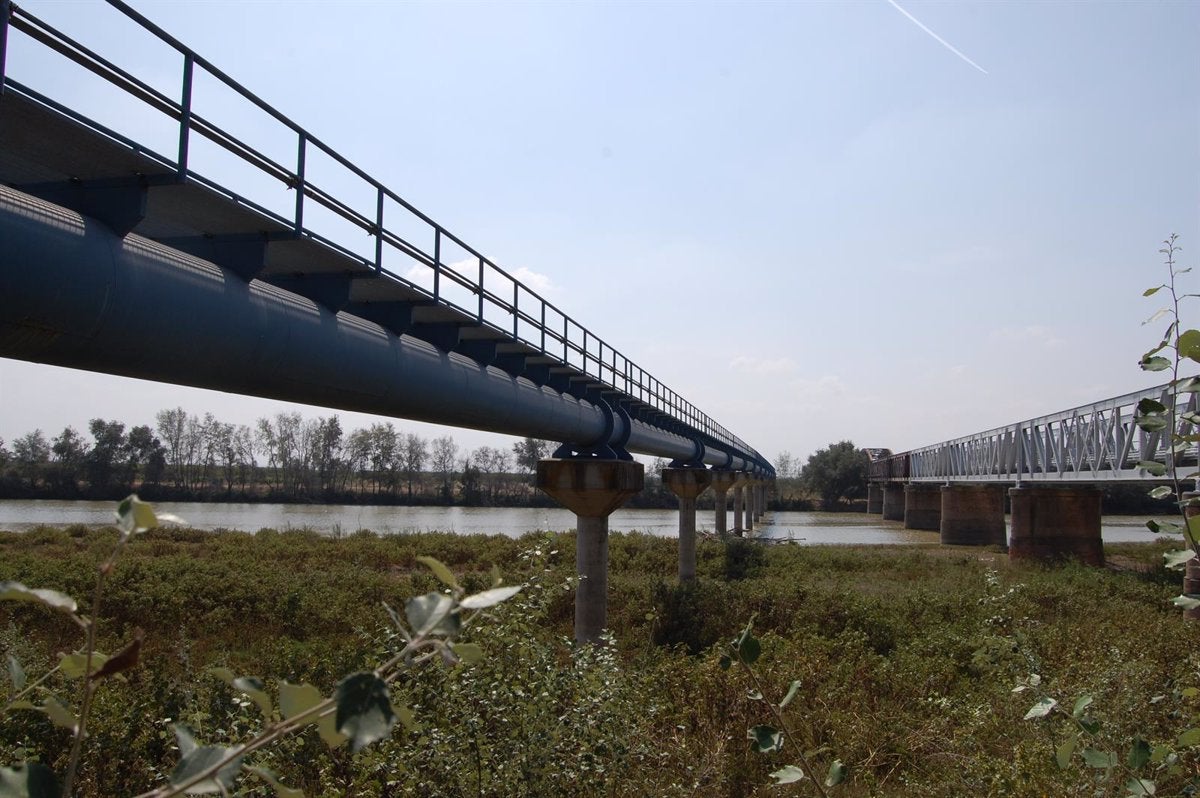 El alcalde de Los Palacios hace un llamamiento a la ciudadanía para el consumo responsable del agua por la sequía en el Huesna El alcalde de Los Palacios hace un llamamiento a la ciudadanía para el consumo responsable del agua por la sequía en el Huesna