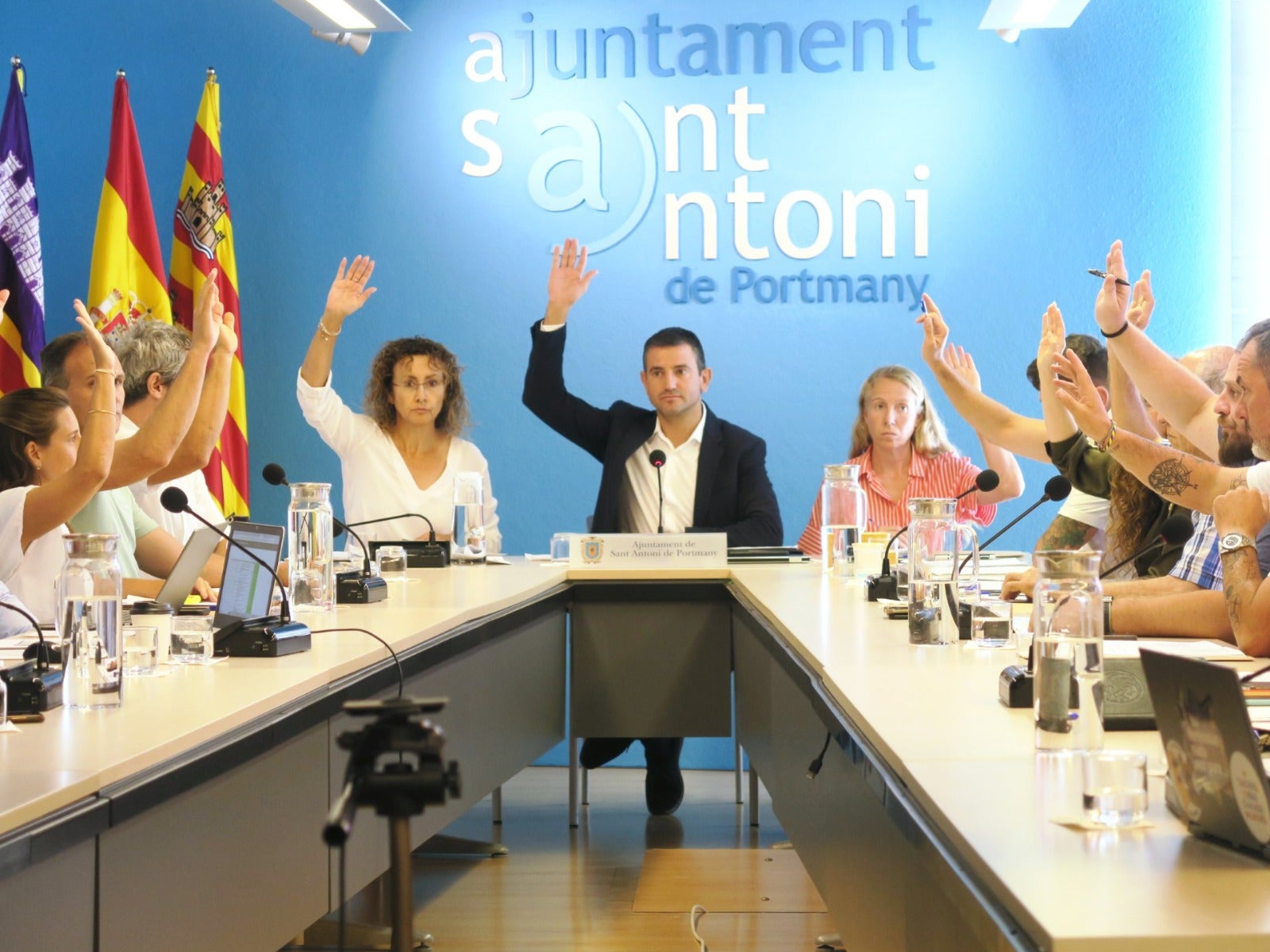 El pleno del Ayuntamiento de Sant Antoni aprueba los presupuestos de 2023 El pleno del Ayuntamiento de Sant Antoni aprueba los presupuestos de 2023