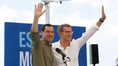 Juanma Moreno apela a la centralidad del PP, y apela a la concentración del voto de centroderecha de Ciudadanos Juanma Moreno apela a la centralidad del PP, y apela a la concentración del voto de centroderecha de Ciudadanos