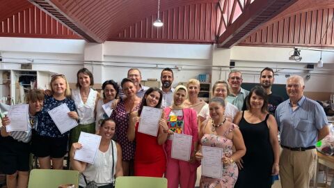 AVECAL forma en Elche a doce personas en un nuevo curso de preparación y ensamblaje de calzado. AVECAL forma en Elche a doce personas en un nuevo curso de preparación y ensamblaje de calzado.