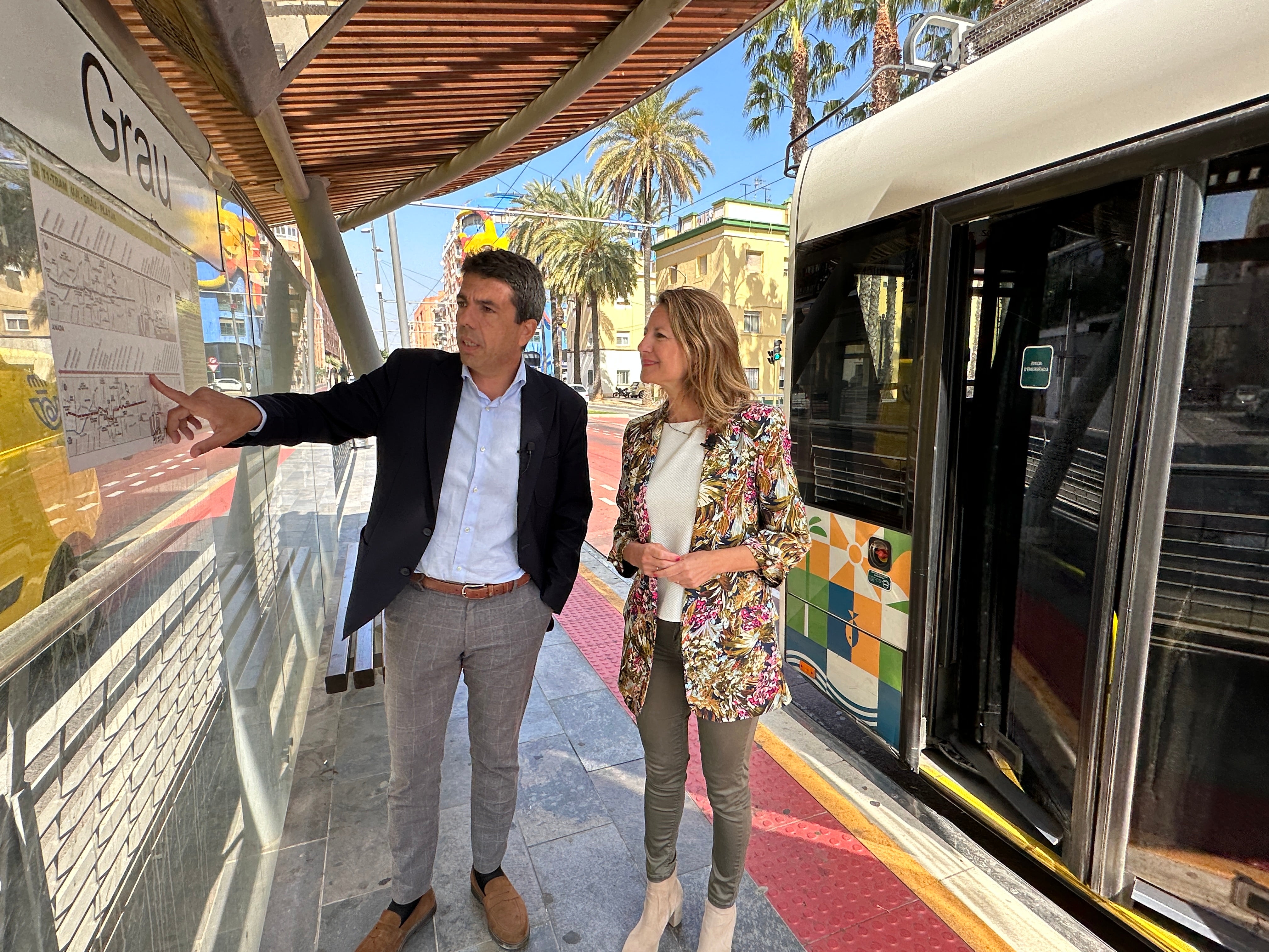 El Ayuntamiento de Castellón mantendrá el descuento del 50% en los abonos de autobús y TRAM y la gratuidad para los menores de 31 años El Ayuntamiento de Castellón mantendrá el descuento del 50% en los abonos de autobús y TRAM y la gratuidad para los menores de 31 años